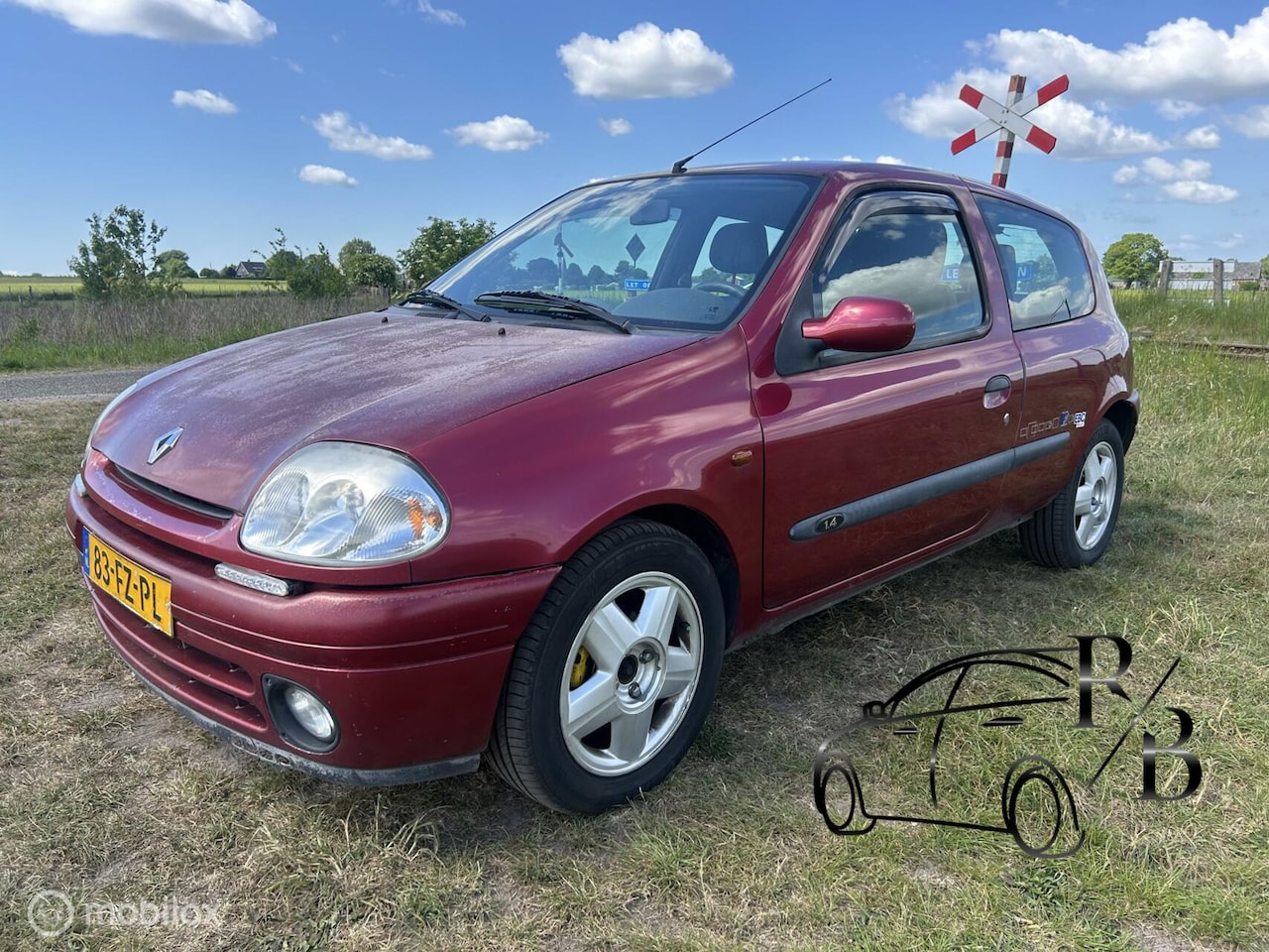 Renault Clio - 1.4 RT INRUILKOOPJE MET APK - AutoWereld.nl