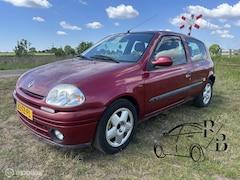 Renault Clio - 1.4 RT INRUILKOOPJE MET APK