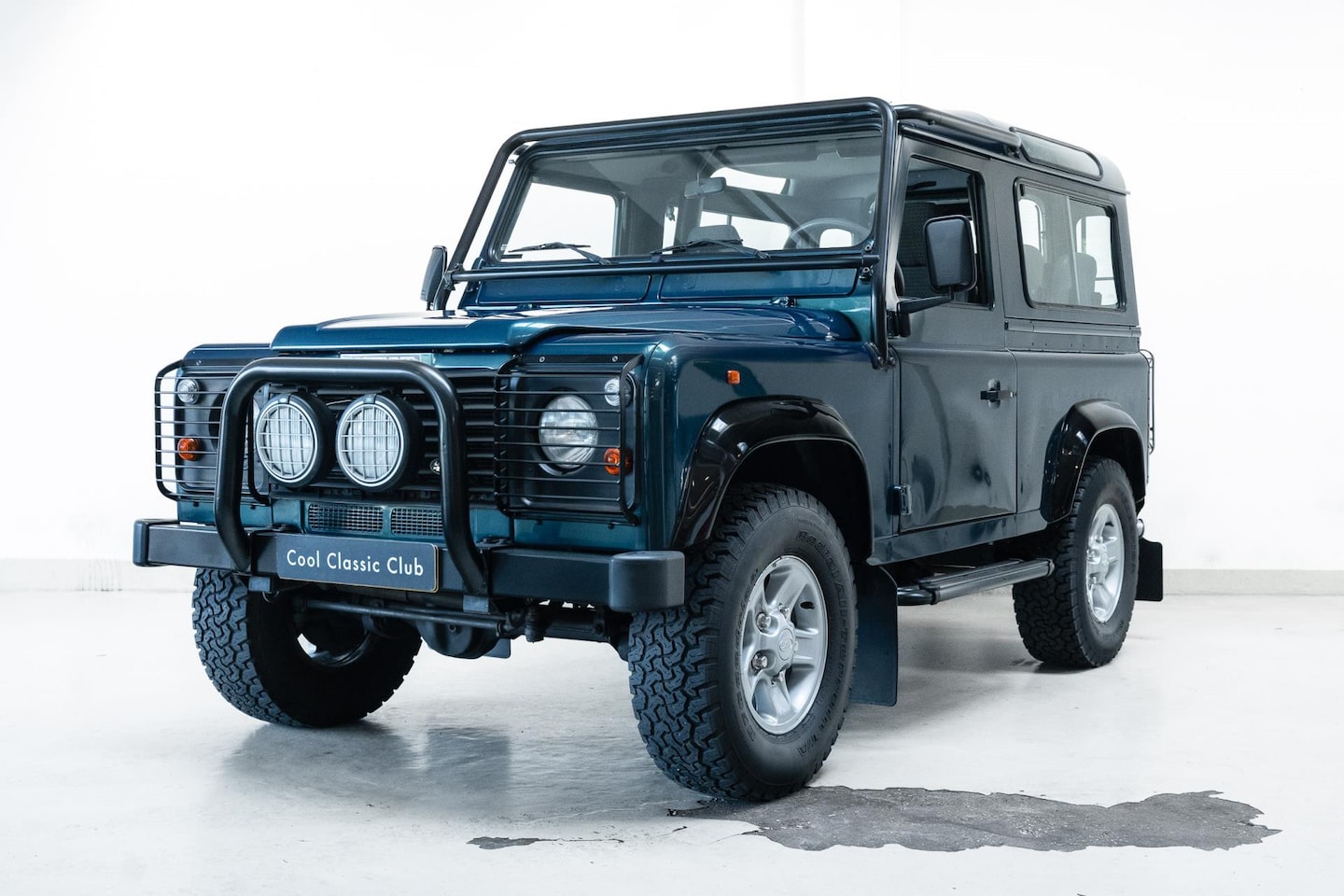 Land Rover Defender 90 - 4.0 50th Anniversary - Dutch Delivered - Kroymans Serviced - - AutoWereld.nl