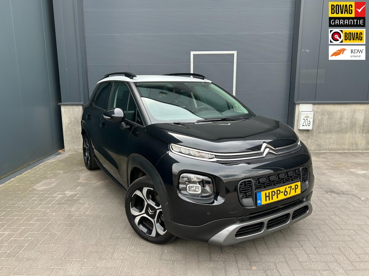 Citroën C3 Aircross - 1.2 PureTech Shine | AUTOMAAT | A.CAMERA | TREKHAAK | NAVI | BLUETOOTH | CC | PDC | STOELV - AutoWereld.nl