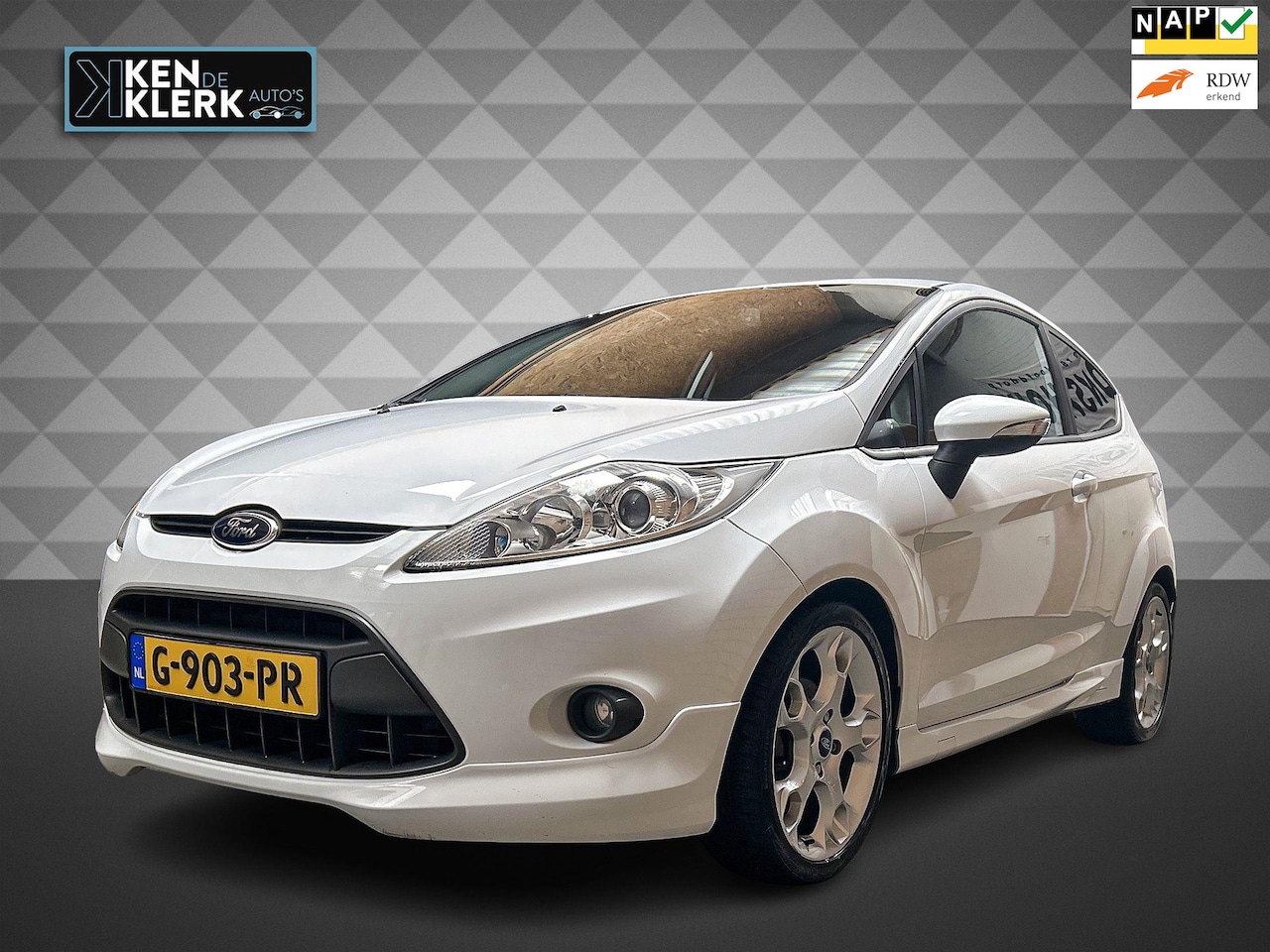 Ford Fiesta - 1.6 Ghia Sport Leder interieur Keurige auto! - AutoWereld.nl