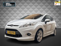 Ford Fiesta - 1.6 Ghia Sport Leder interieur Keurige auto