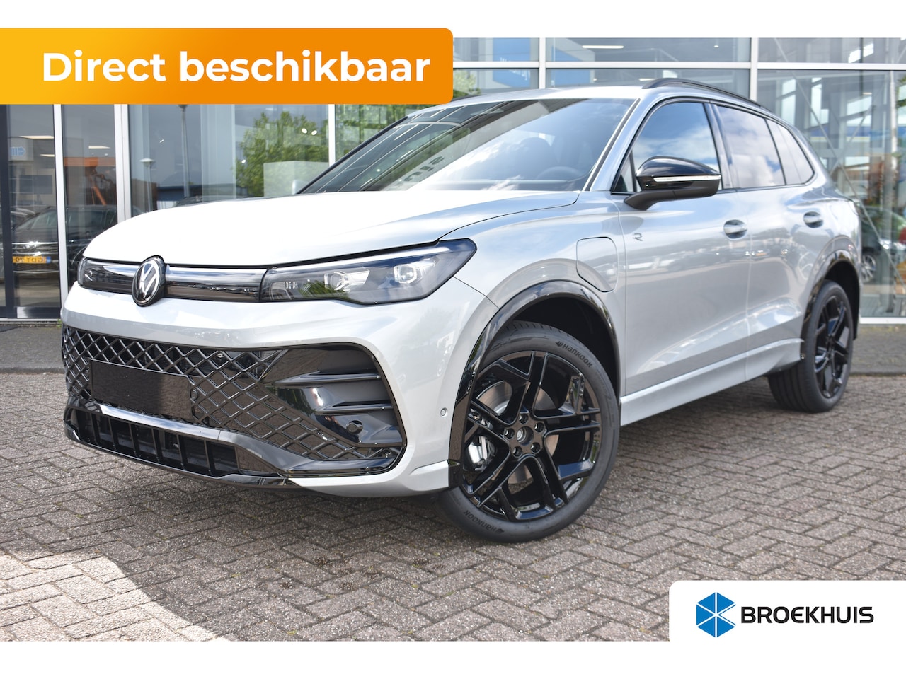 Volkswagen Tiguan - R-Line Edition - eHybrid | 'App-Connect' draadloze smartphone integratie | Afstandscontrol - AutoWereld.nl