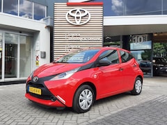 Toyota Aygo X - X-FUN 5-DEURS AIRCO BLUETOOTH EL-RAMEN 5-DRS NL-AUTO