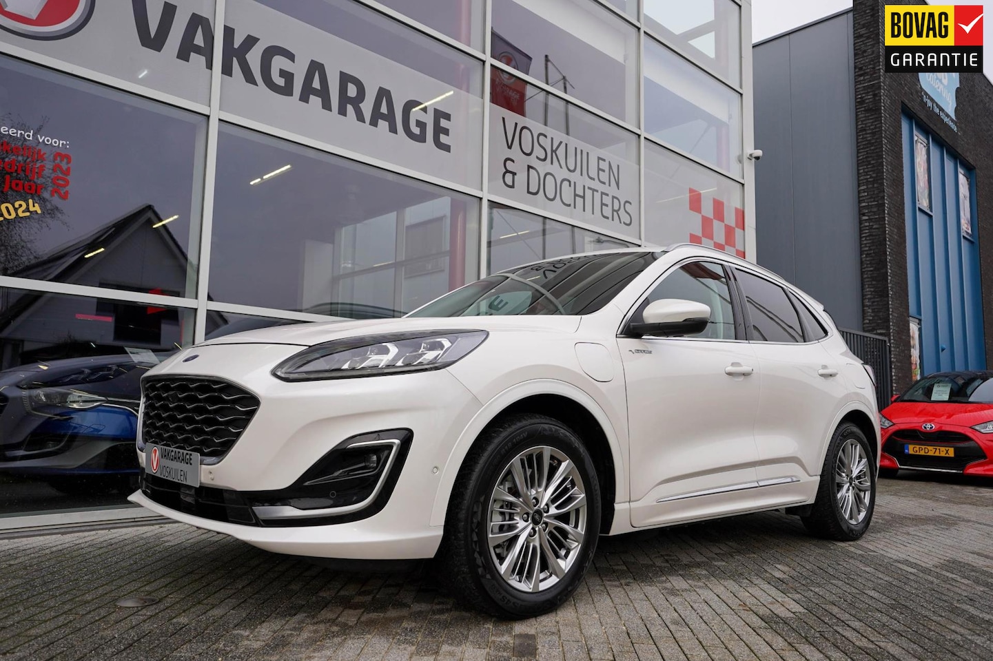 Ford Kuga - 2.5 PHEV Vignale | Driver Assistance Pack - AutoWereld.nl