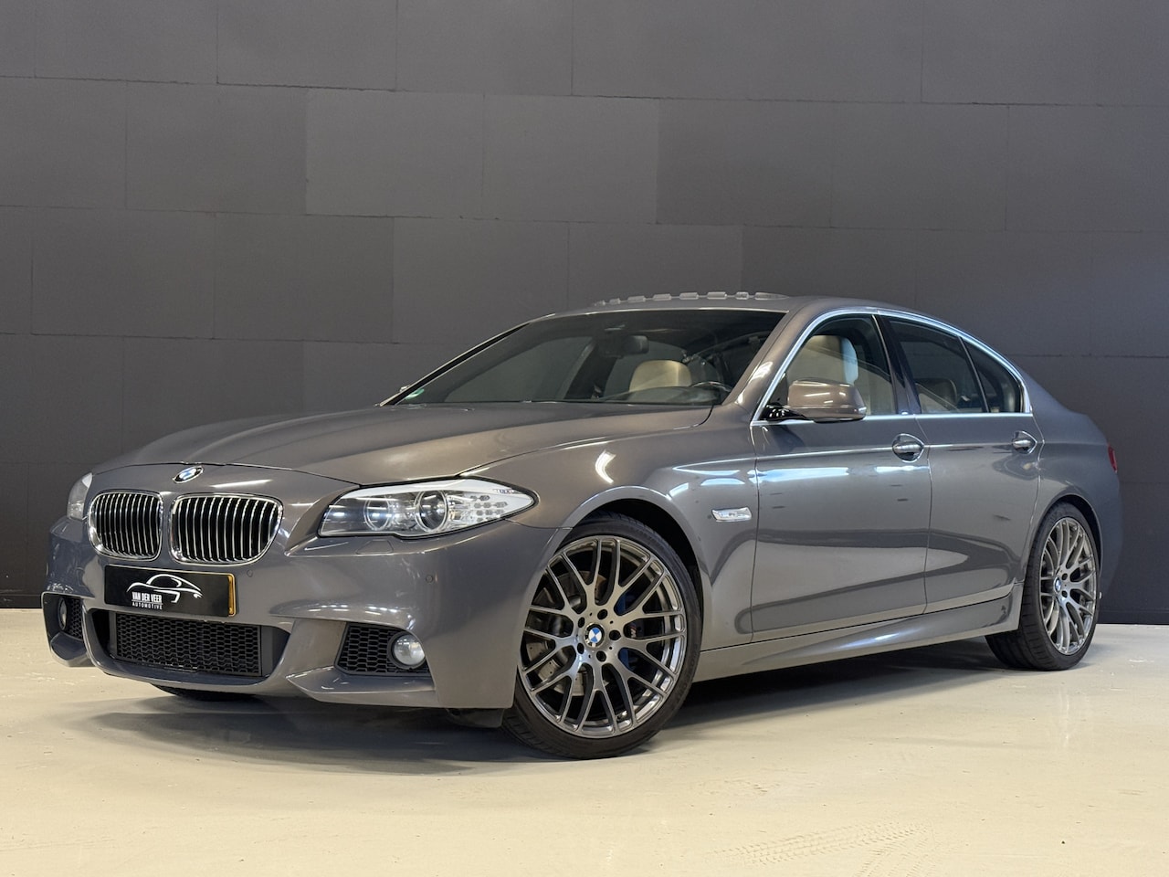 BMW 5-serie - 528i High Executive M Sport | Panoramadak | Head UP | 20'' inch | Keyless - AutoWereld.nl