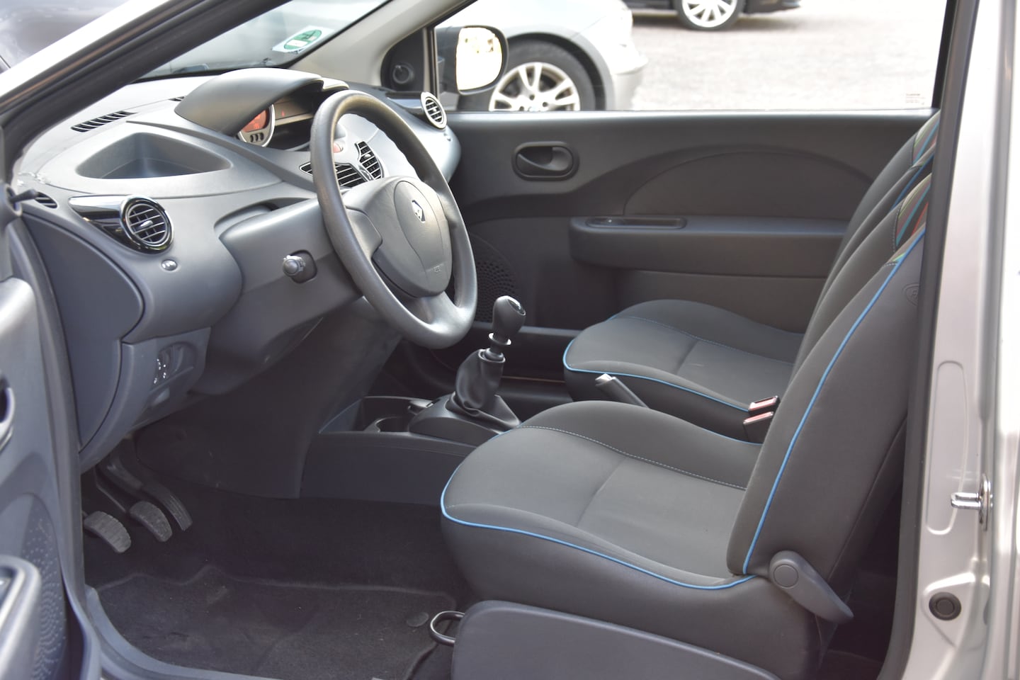 Renault Twingo - 1.2 16V Parisienne