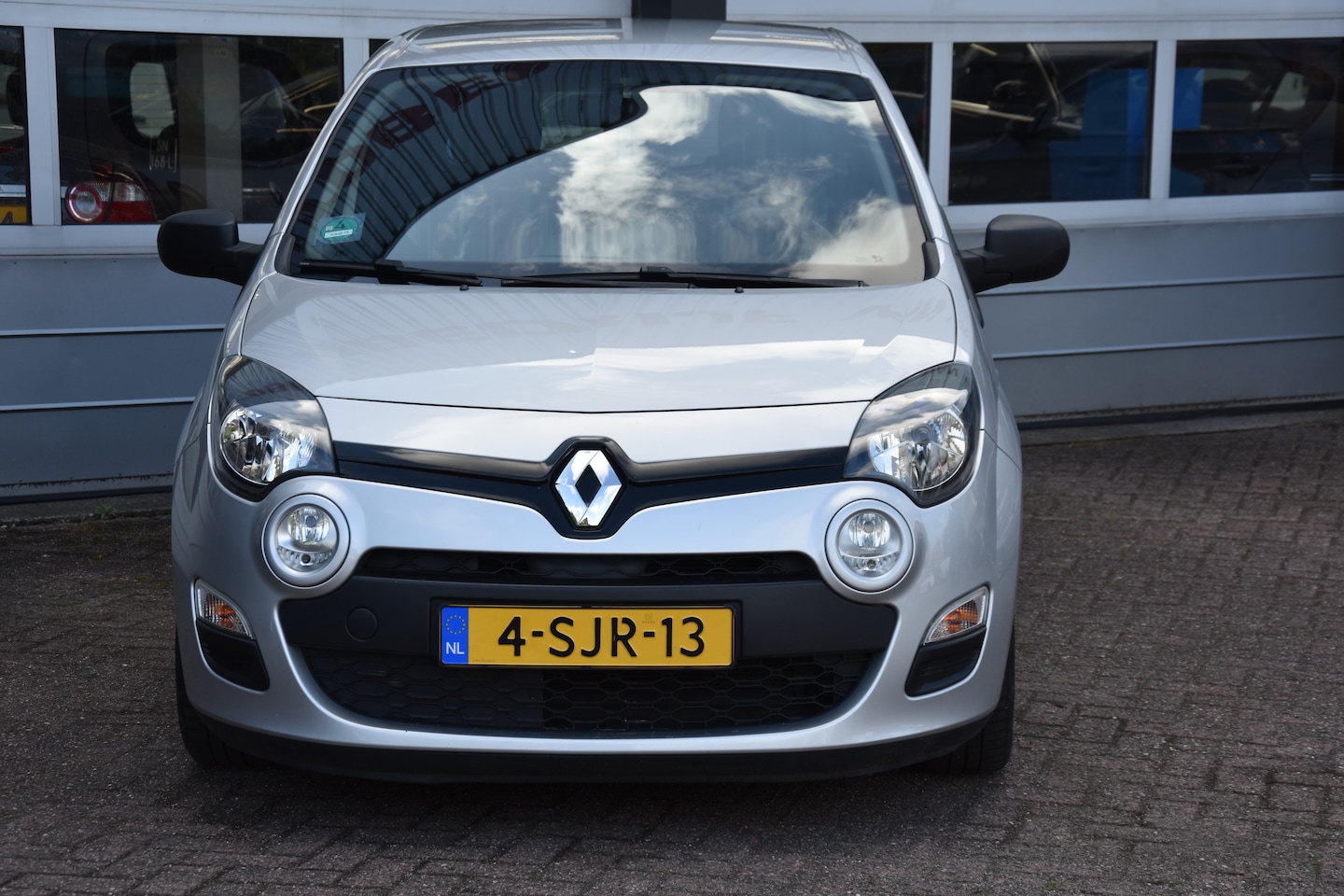 Renault Twingo - 1.2 16V Parisienne