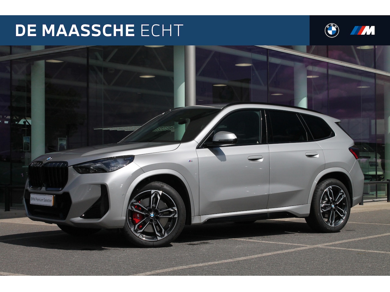BMW X1 - sDrive20i High Executive M Sport Automaat / Panoramadak / Sportstoelen / Parking Assistant - AutoWereld.nl