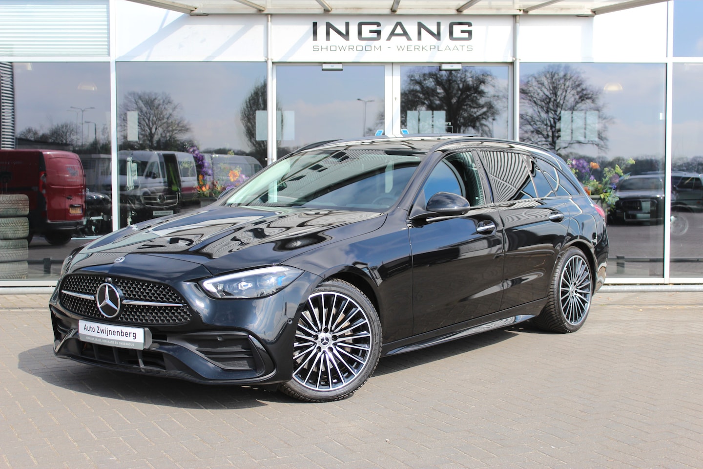 Mercedes-Benz C-klasse Estate - 180 AMG Line | Memory | Pano | Keyless - AutoWereld.nl