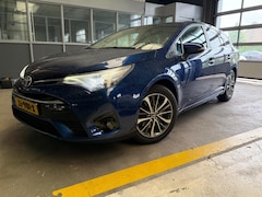 Toyota Avensis Touring Sports - 2.0 D-4D-F Executive Business | Leder | Navi | Camera | LED |