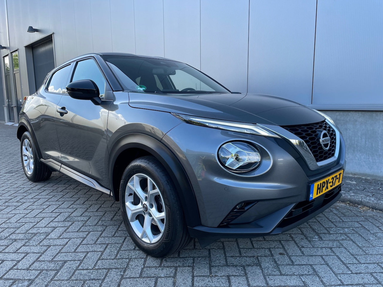 Nissan Juke - 1.0 DIG-T Business Edition / Camera / Stoelverwarming - AutoWereld.nl