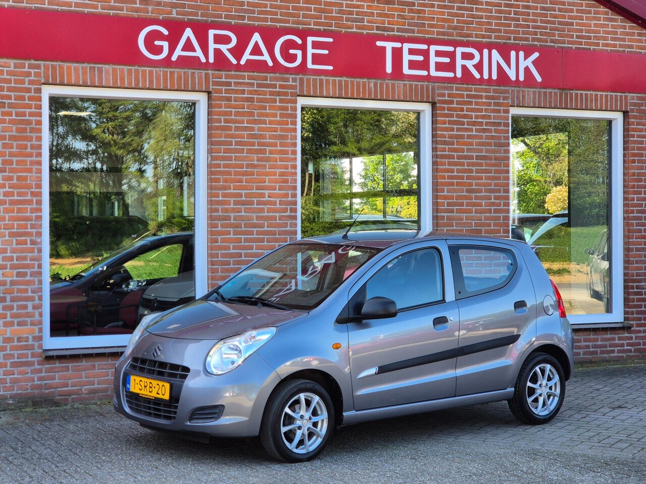 Suzuki Alto - 1.0 Comfort EASSS 68PK 5drs airco, elektr.ramen, centr.vergr, lmv - AutoWereld.nl