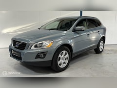 Volvo XC60 - 3.0 T6 AWD Momentum 76.000KM