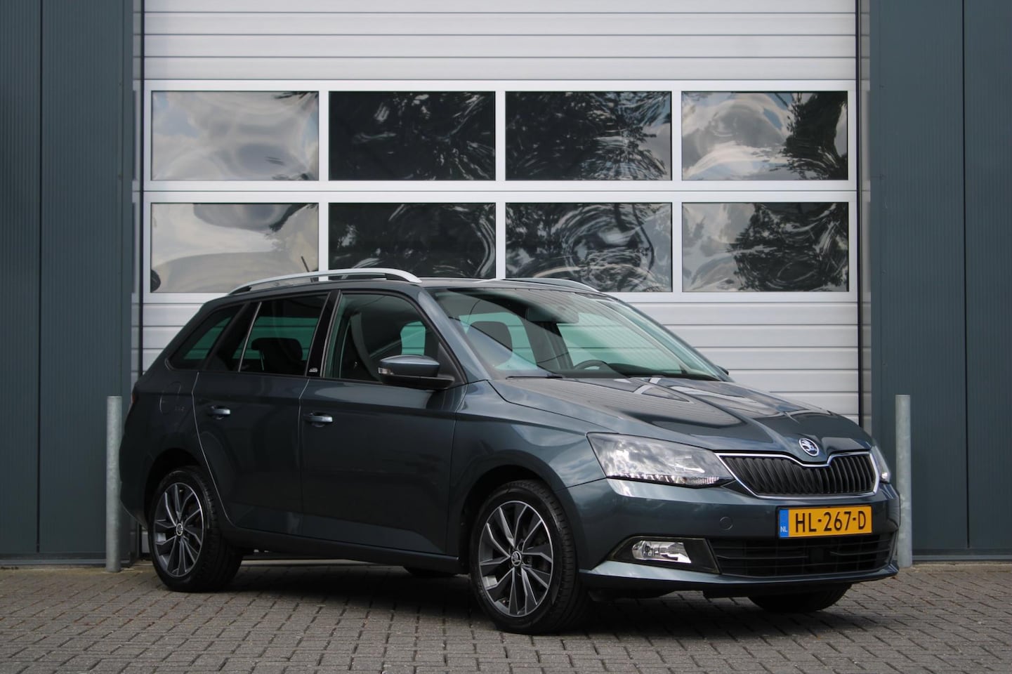 Skoda Fabia Combi - 1.2 TSI Edition Airco/Cruise/Stoelverwarming/Bluetooth/PDC/Apple/Android/DABRadio.AUX.USB/ - AutoWereld.nl