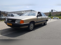 Audi 100 - 1.8 4+E ...zo mee nemen ... OPRUIMING