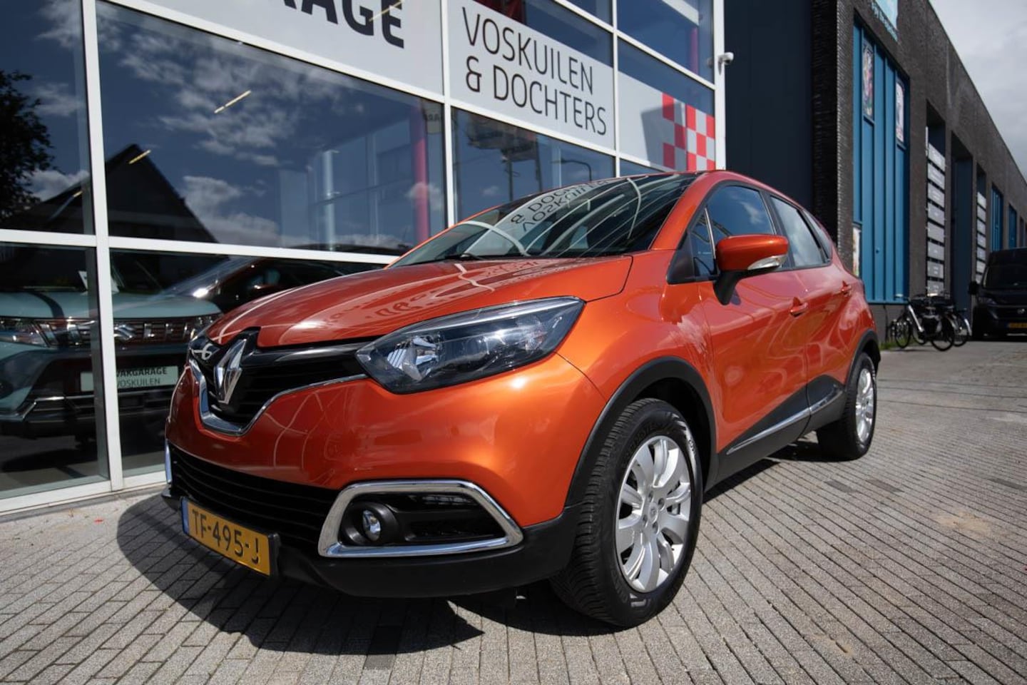 Renault Captur - 0.9 TCe Expression | Trekhaak | Cruise Control - AutoWereld.nl