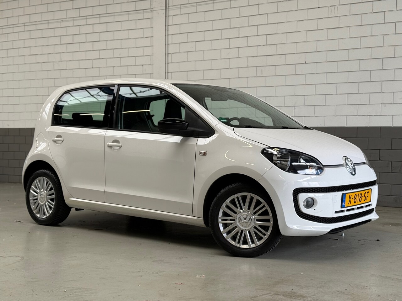 Volkswagen Up! - 1.0 up! Edition BlueMotion 1.0 up! Edition BlueMotion - AutoWereld.nl