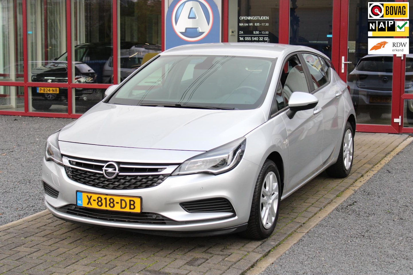 Opel Astra - 1.0 Turbo 120 Jaar Edition 1.0 Turbo 120 Jaar Edition - AutoWereld.nl