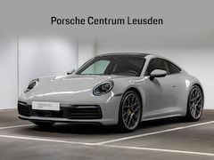 Porsche 911 - Carrera 4