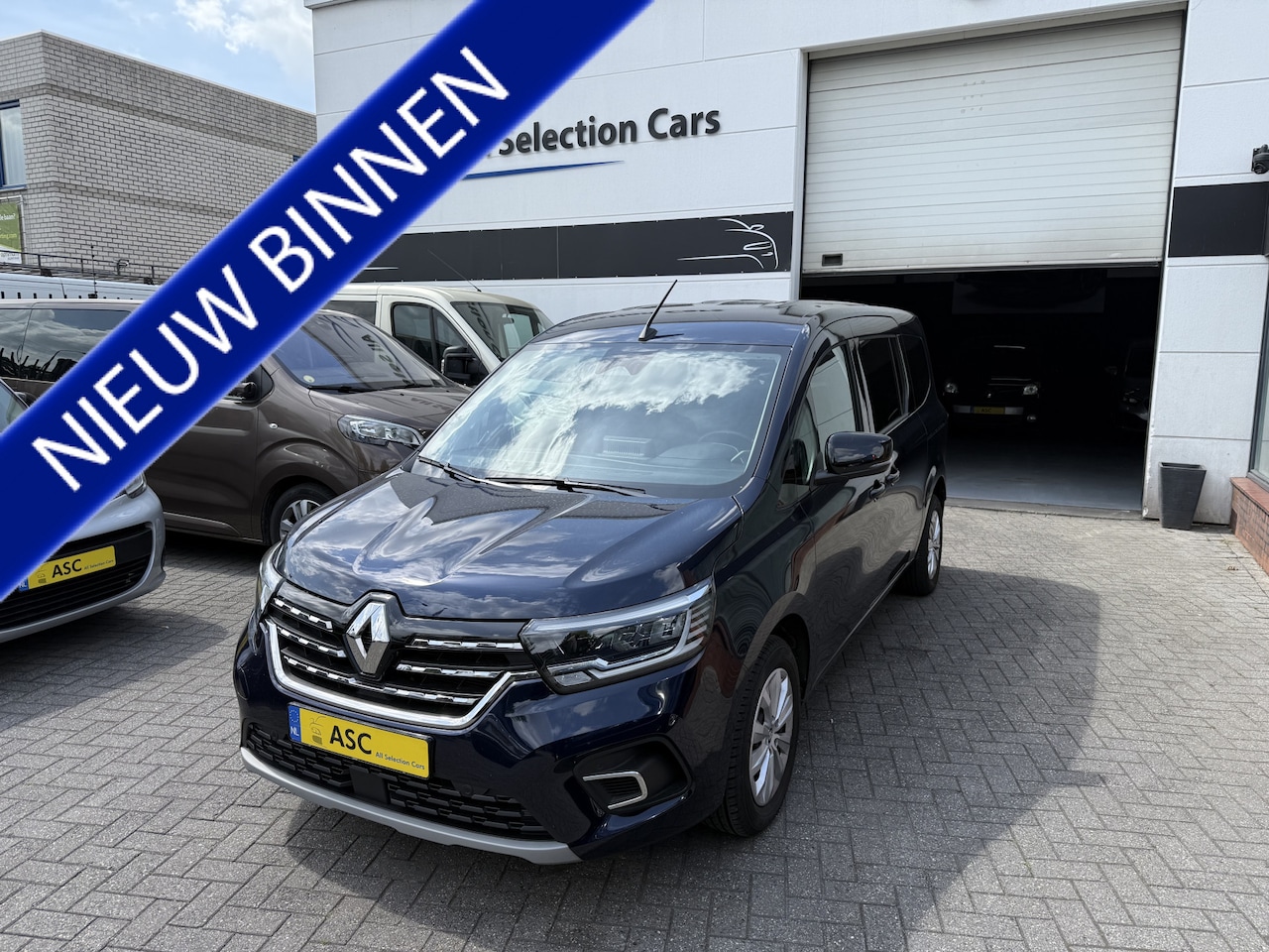 Renault Kangoo - 1.3 Tce 131pk GRAND - Automaat - Navigatie - Camera - 5 Persoons - AutoWereld.nl