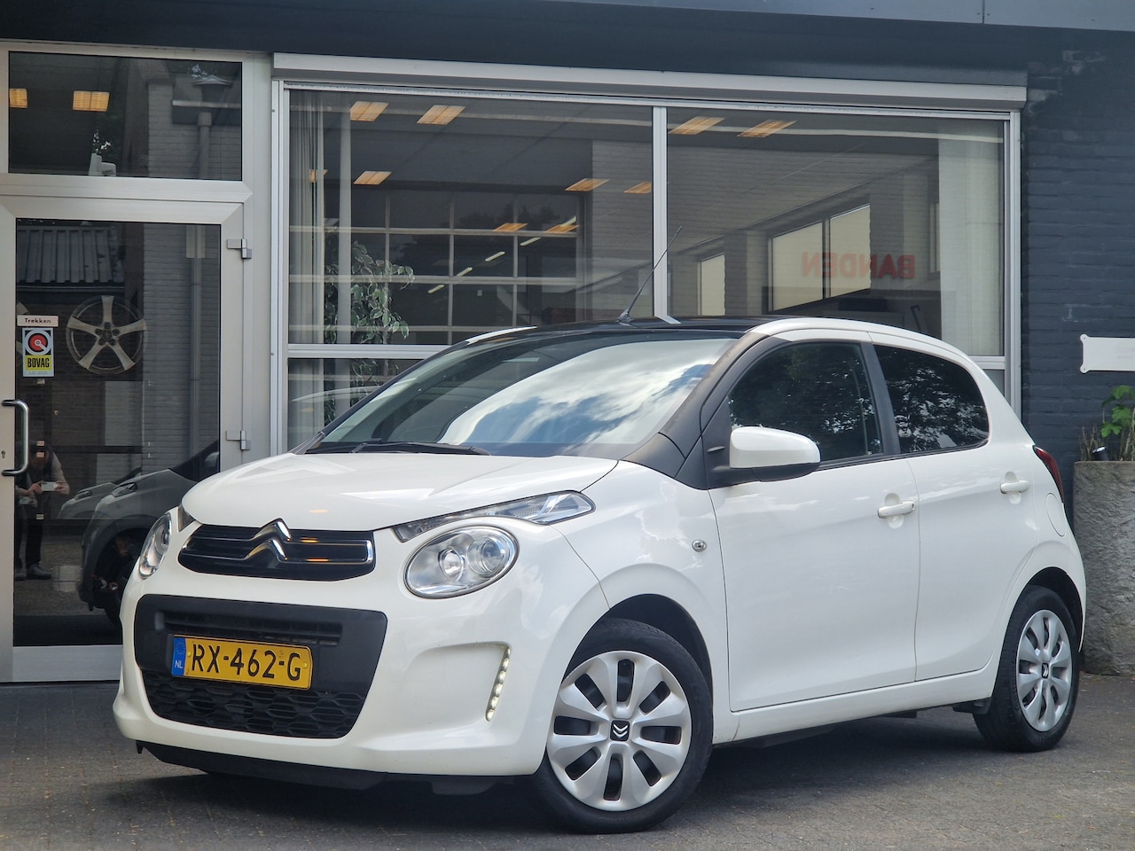 Citroën C1 - 1.0 e-VTi Feel CARPLAY / CAMERA / AIRCO - AutoWereld.nl
