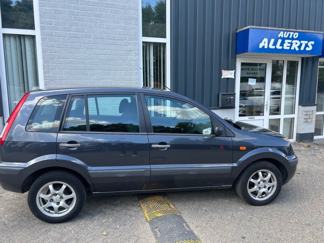 Ford Fusion - 1.4 AIRCO nap pas. - AutoWereld.nl