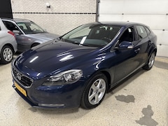 Volvo V40 - 1.6 D2 KINETIC