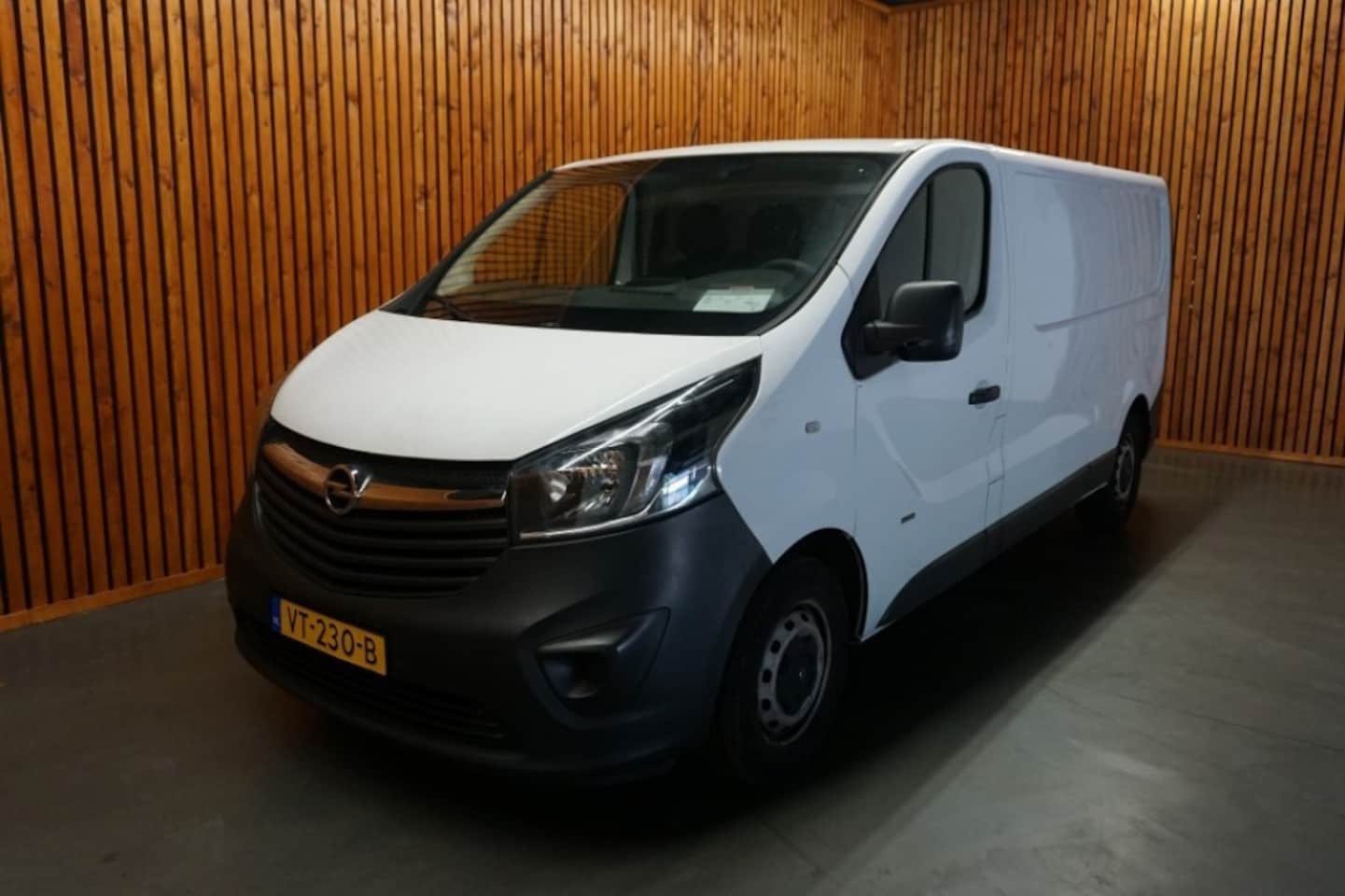 Opel Vivaro - 1.6 CDTI L2H1 ECOFLEX EDITION/ NAVI/ 3 PERSOONS - AutoWereld.nl