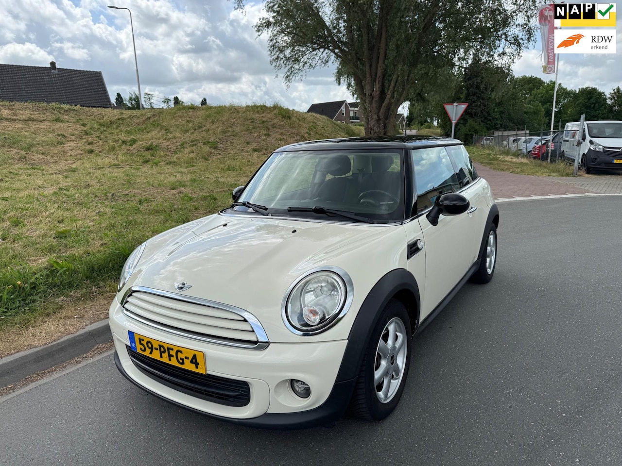 MINI One - Mini 1.6 MINIMALIST Business Line Airco Clima - AutoWereld.nl