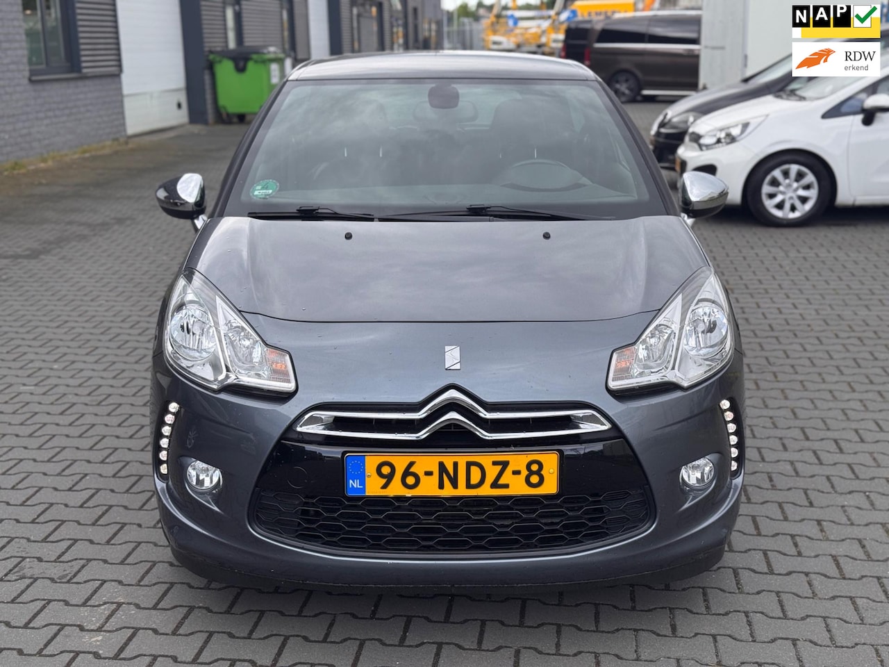 Citroën DS3 - 1.6 So Chic 1.6 So Chic - AutoWereld.nl