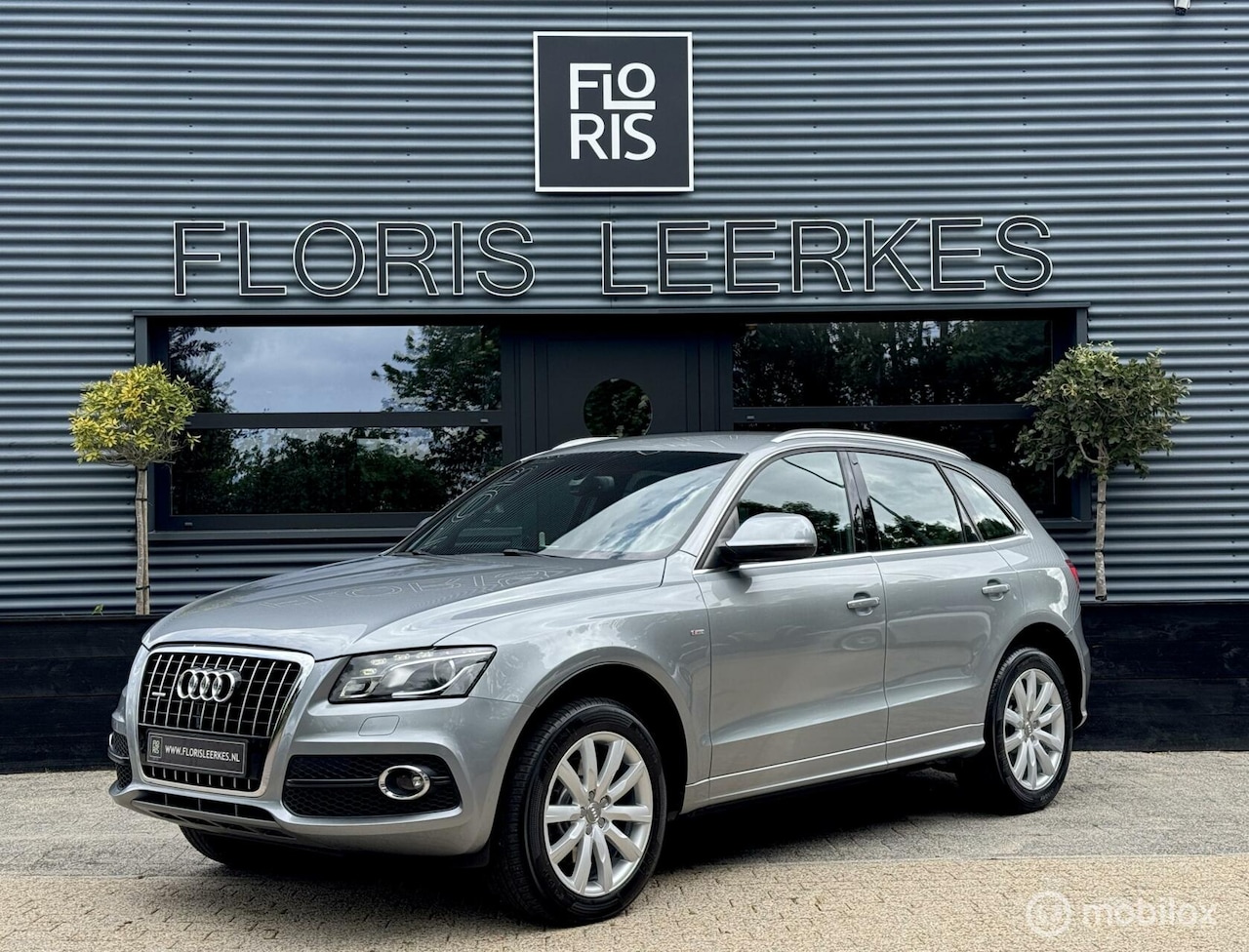 Audi Q5 - 3.2 FSI | Quattro | Youngtimer | S- Line | Leer - AutoWereld.nl