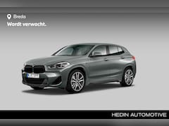 BMW X1 - xDrive25e | M-sport Shadow Line | Sportstoelen | Stoelverwarming | PDC voor/ achter | Led