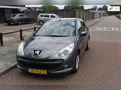 Peugeot 206 - 1.1 XR