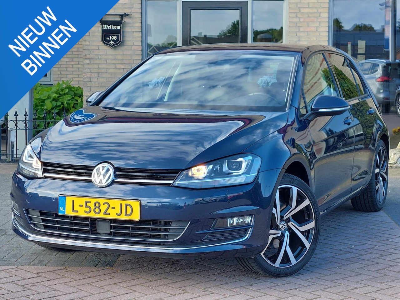 Volkswagen Golf - 1.4 TSI Highline | Xenon | ACC | Leder | 18" LMV - AutoWereld.nl