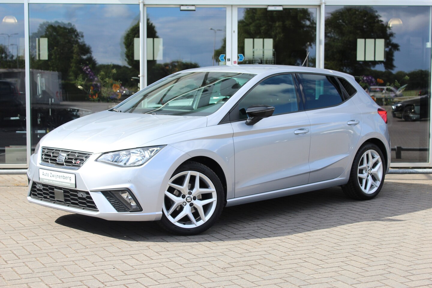 Seat Ibiza - 1.0 TSI FR Business Intense | Cruise | Carplay | Navi - AutoWereld.nl