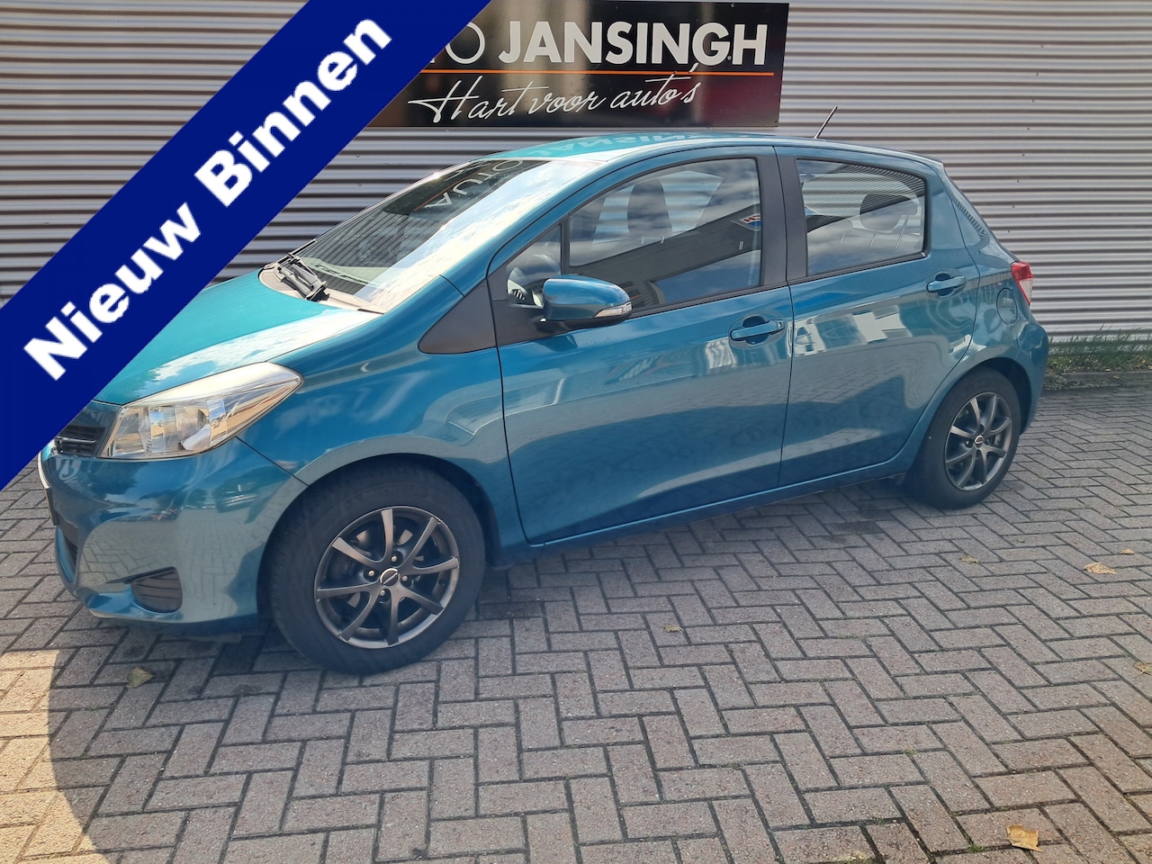 Toyota Yaris - 1.3 VVT-i Aspiration | Airco | LM Velgen | Trekhaak | Dealer onderhouden | Camera | RIJKLA - AutoWereld.nl
