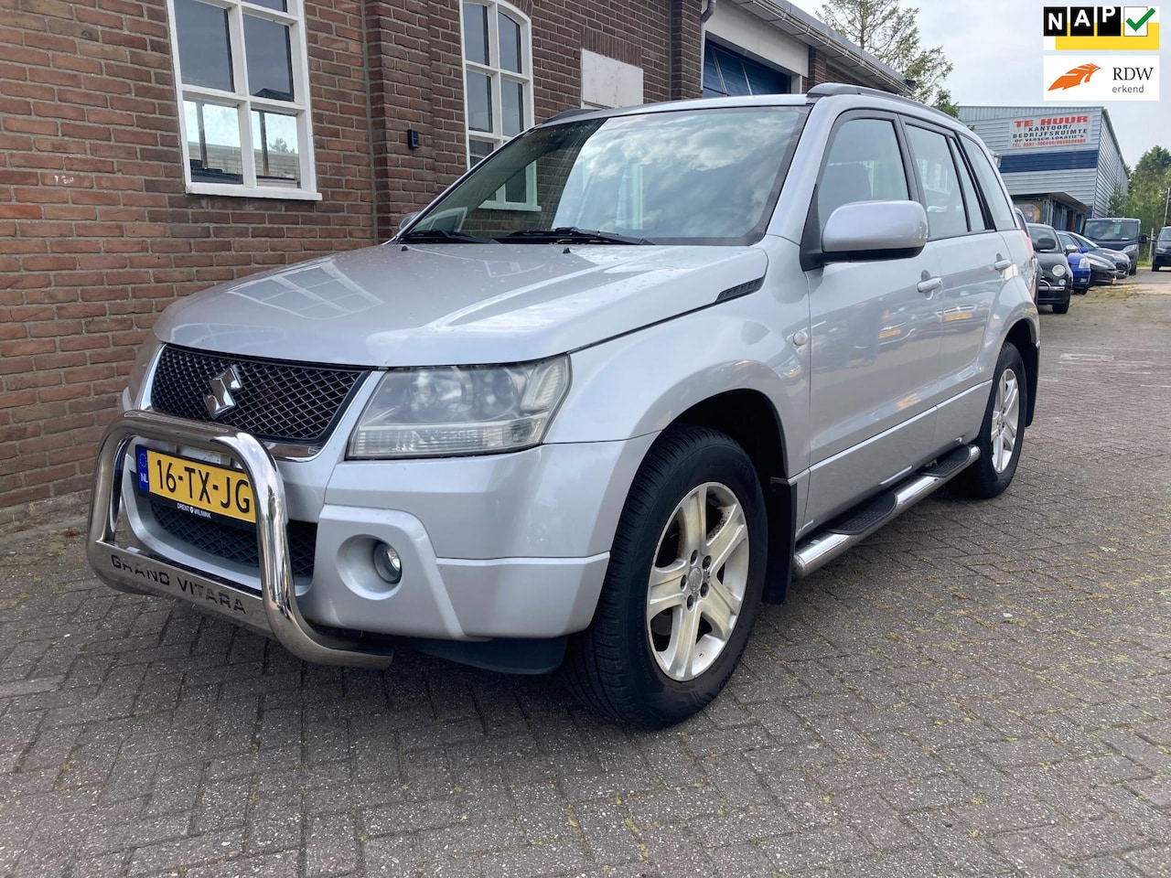 Suzuki Grand Vitara - 2.0-16V Exclusive bj 2007 Clima, apk tot 02-2026 inruil is mogelijk - AutoWereld.nl