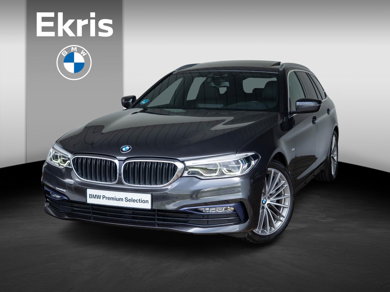 BMW 5-serie Touring - 520i | High Executive | Parking Pack | Panoramadak | Stoelverwarming | Parking Assistant | - AutoWereld.nl