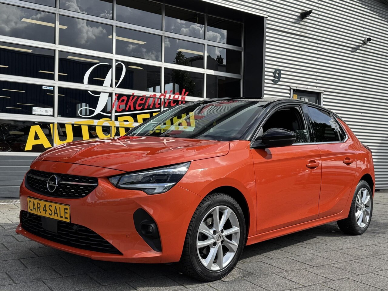 Opel Corsa - 1.2 Elegance - Apple CarPlay / Navigatie I Airco I Achteruitrij Camera/PDC I Sport velgen - AutoWereld.nl