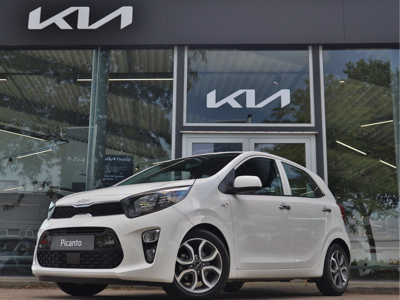 Kia Picanto - 1.0 DPi DynamicLine | Navigatie | Camera | Bluetooth | Airco | Tot 10Jr. Kia-Garantie | - AutoWereld.nl