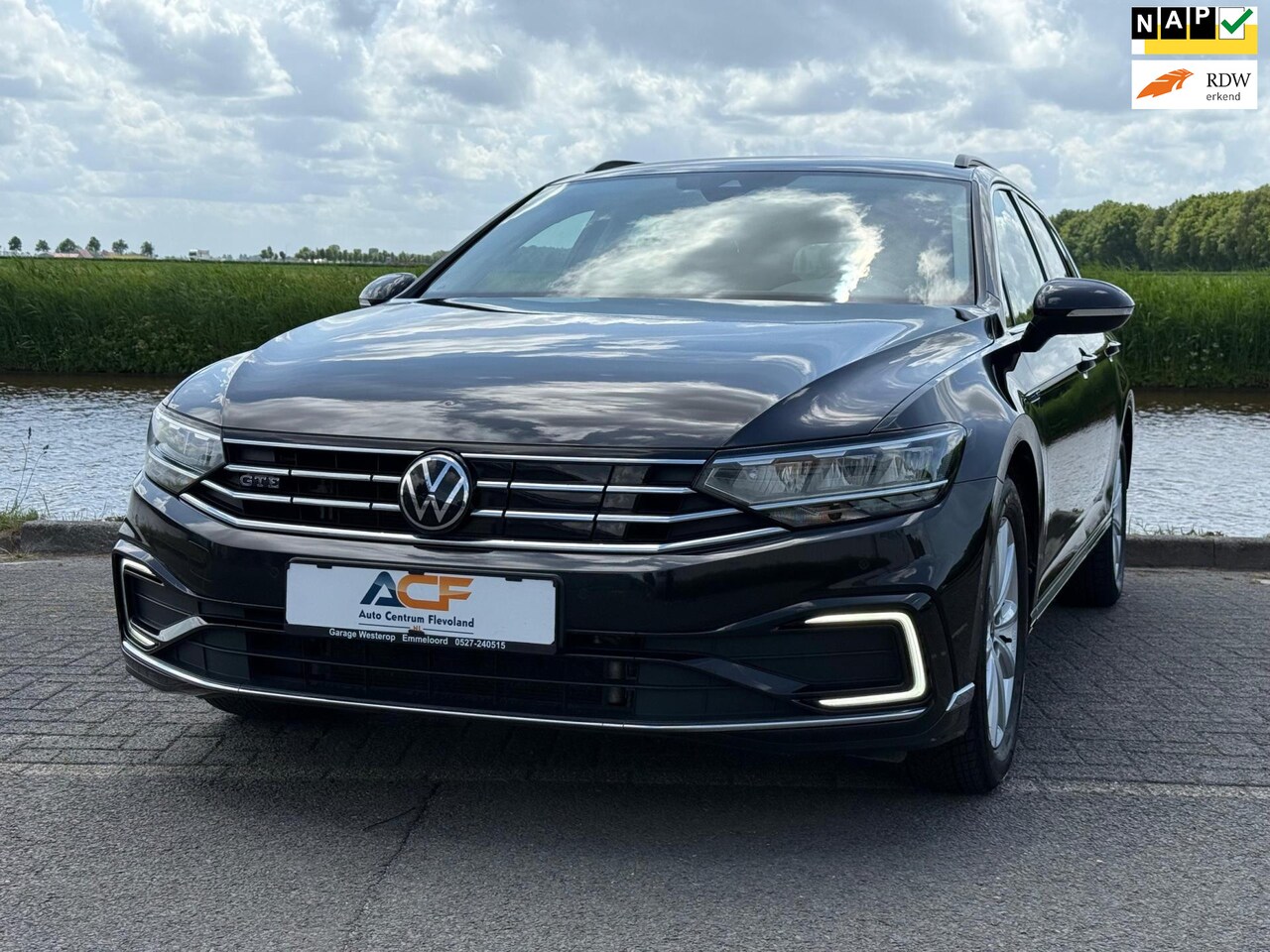 Volkswagen Passat Variant - 1.4 TSI PHEV GTE Business digidash / trekhaak /elek klep / Led - AutoWereld.nl