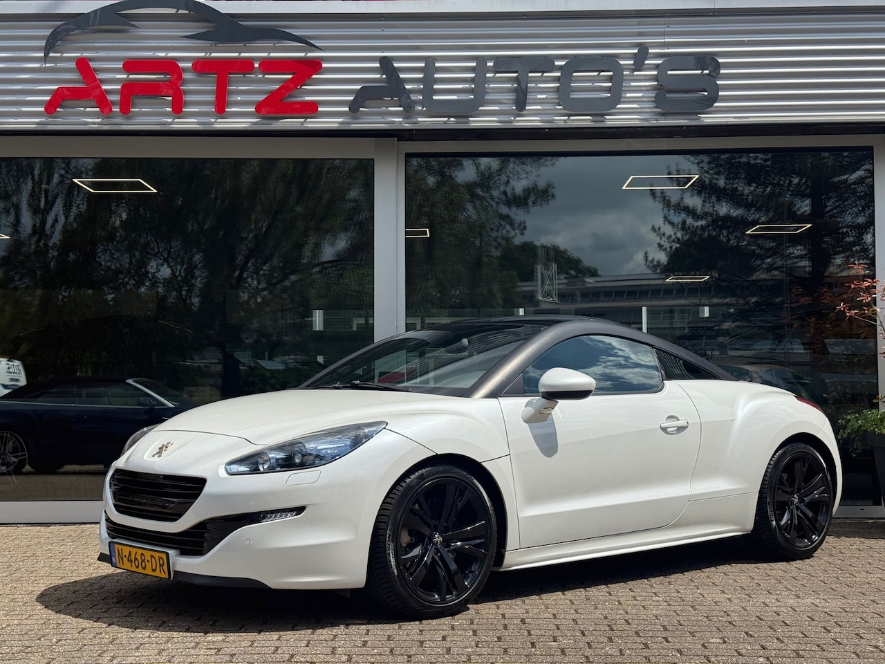 Peugeot RCZ - 1.6 THP 200 pk Brownstone I JBL sound I Leder I Xenon - AutoWereld.nl