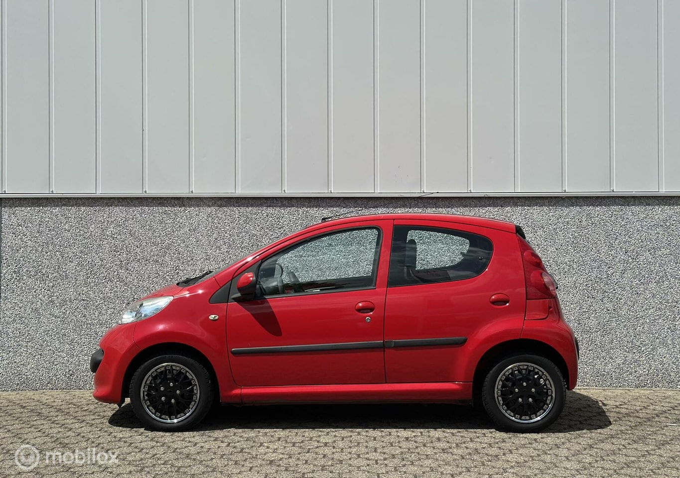 Peugeot 107 - 1.0-12V - AutoWereld.nl