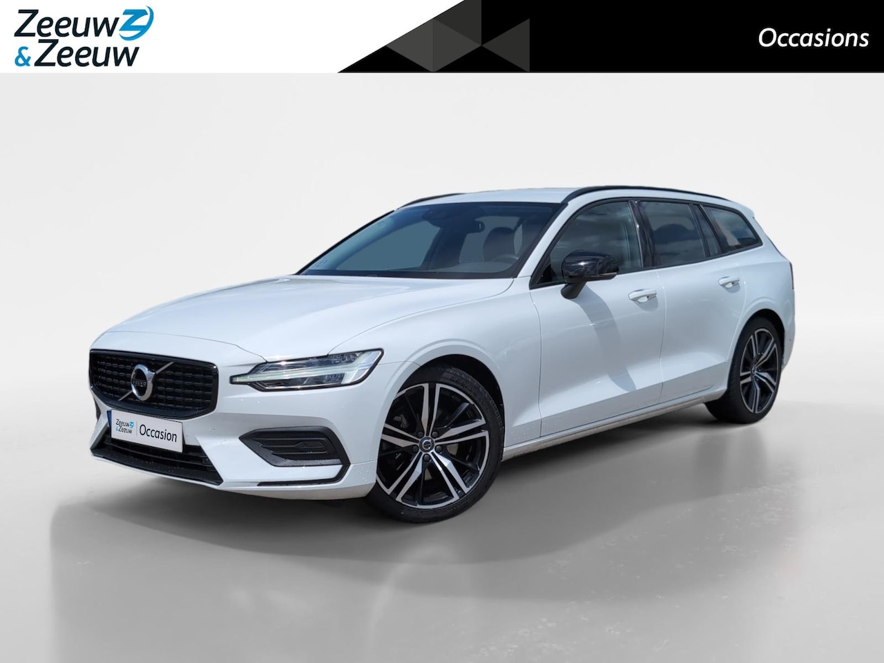 Volvo V60 - 2.0 B3 Momentum Advantage | Trekhaak | Automaat | Stoelverwarming | Camera | - AutoWereld.nl