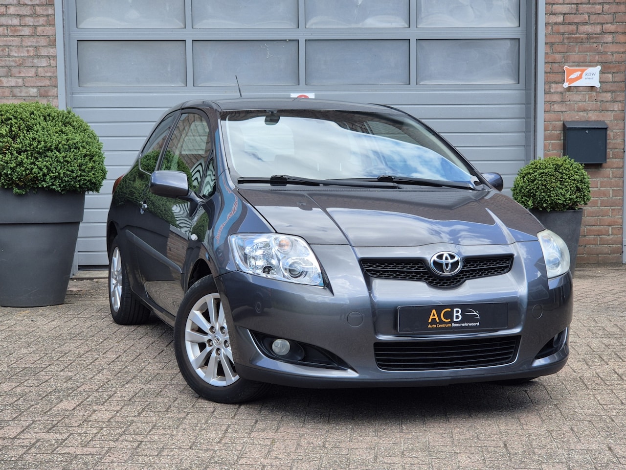 Toyota Auris - 1.6-16V Luna Navigatie/LM Velgen/Cruise control - AutoWereld.nl