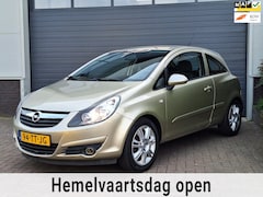Opel Corsa - | 1.4-16V Enjoy | Zeer lage kilometerstand | Airco |