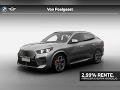 BMW iX2 - eDrive20 M Sport Edition | M Sport Pro | Innovation Pack | Comfort Pack | Trekhaak | Glaze