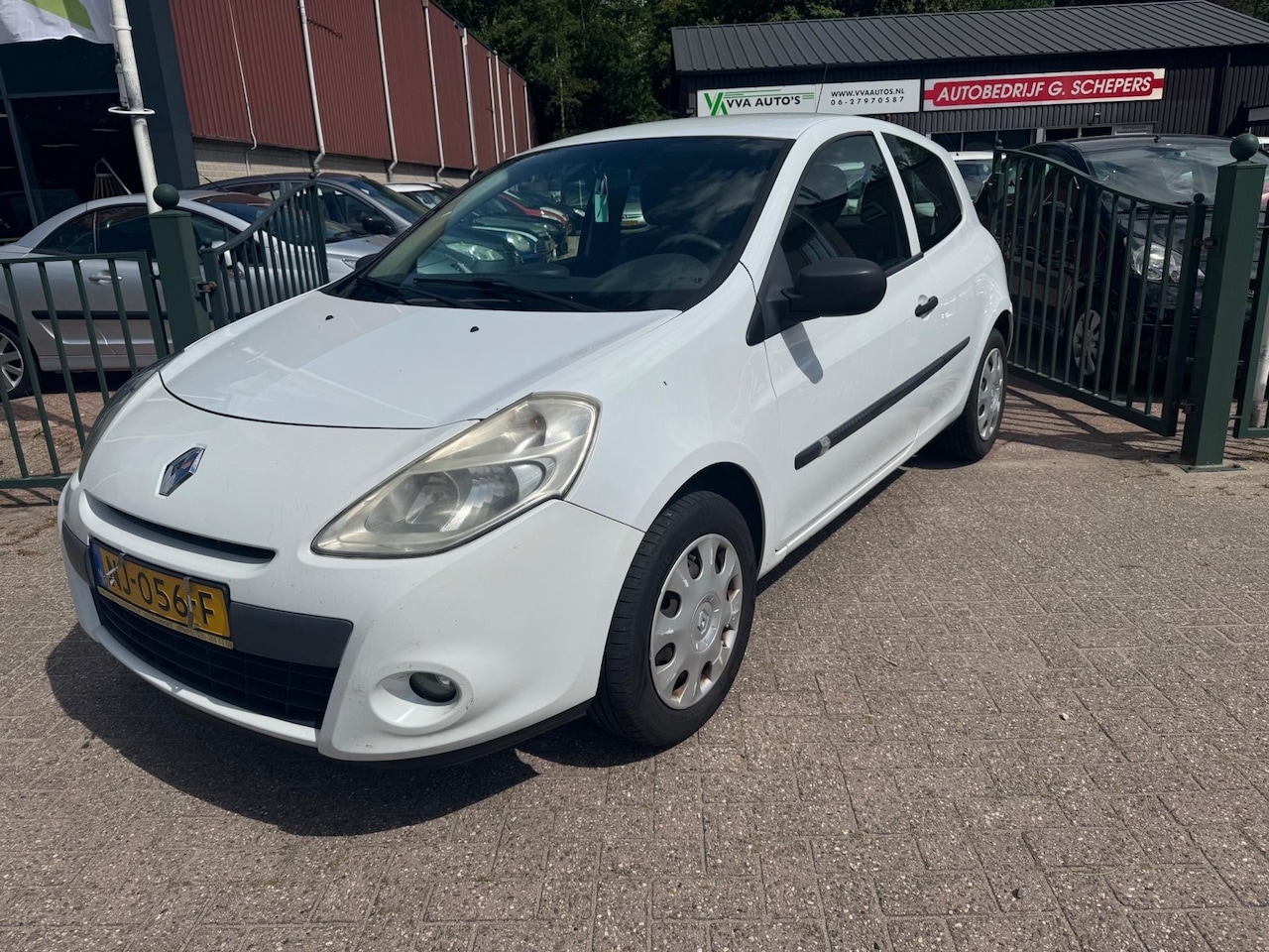 Renault Clio - 1.2 airco,elektr ramen, APK 10-2025! - AutoWereld.nl