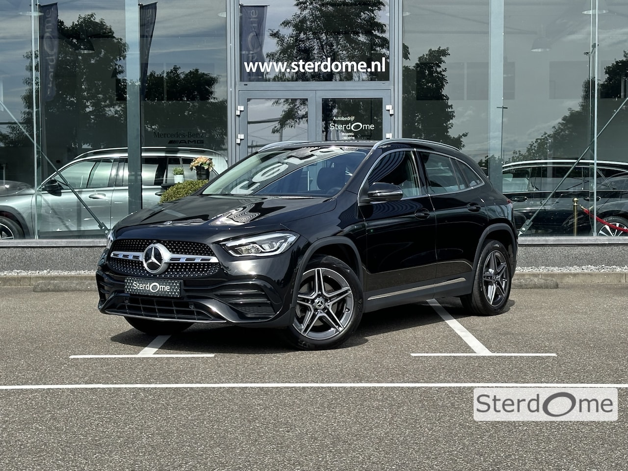 Mercedes-Benz GLA-Klasse - 250 e AMG Line l Automaat I MBUX l 360° camera l Elektr. Trekhaak l Memory l Tempomaat l S - AutoWereld.nl